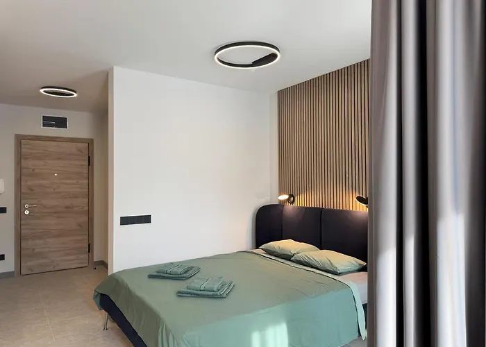 Eleve Residences Апартамент